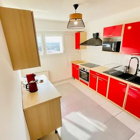 Bnb2You Private Room N2 In Roommate Appartment Design Near Switzerland *