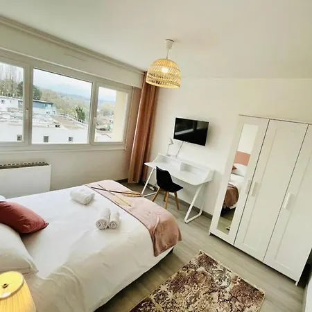 Bnb2You Private Room N2 In Roommate Appartment Design Near Switzerland Hébergement de vacances *